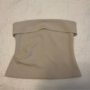Aritzia - Babaton Strapless Elegant Top